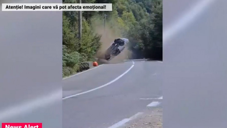 VIDEO. Accident spectaculos la raliul din Câmpulung Muscel. Din fericire, pilotul este teafăr