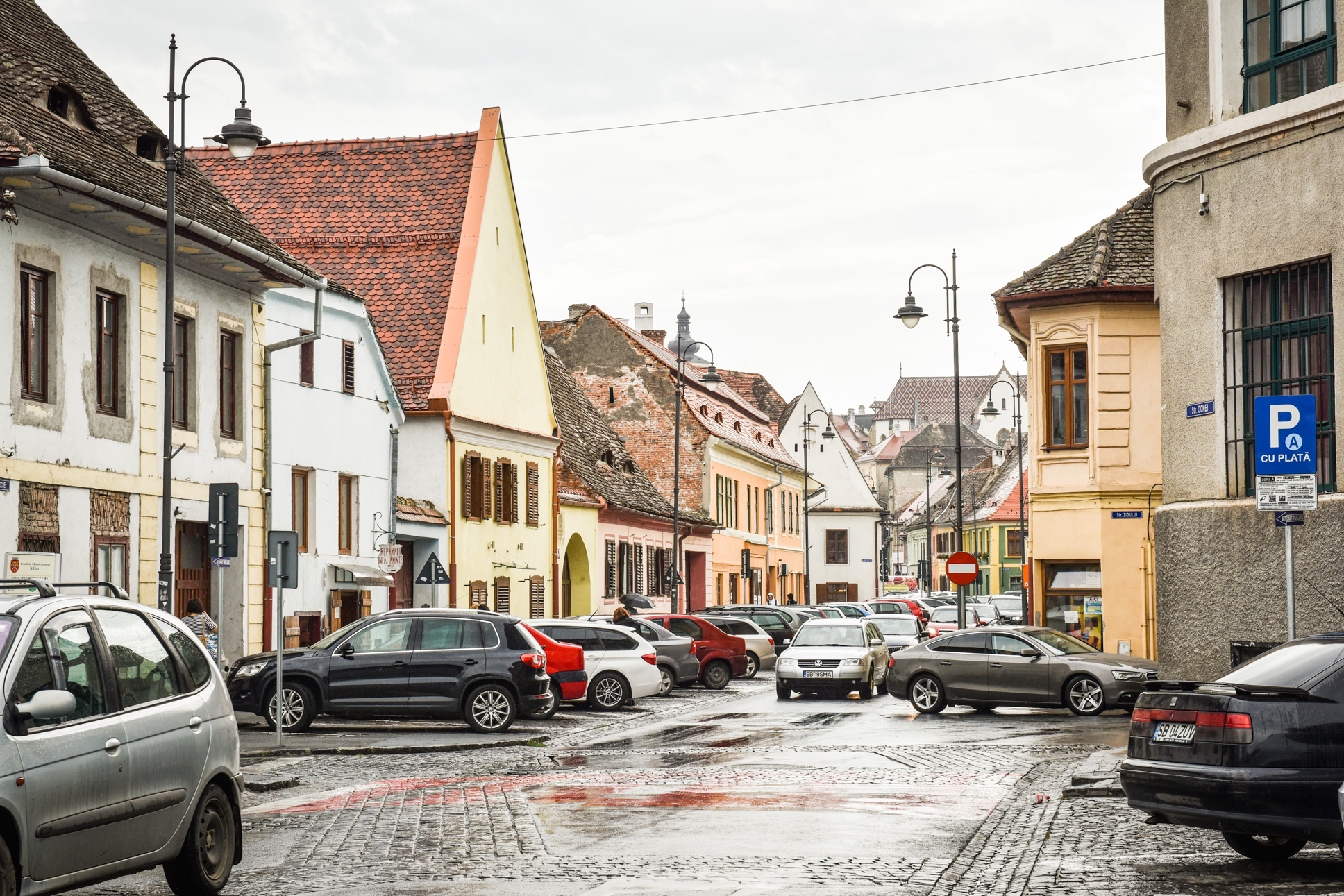 Tot mai aproape de certificatul verde: 2,23 este incidența în municipiul Sibiu, cu 380 de cazuri active. 5 localități din județ au peste 2 la mie rata de infectare