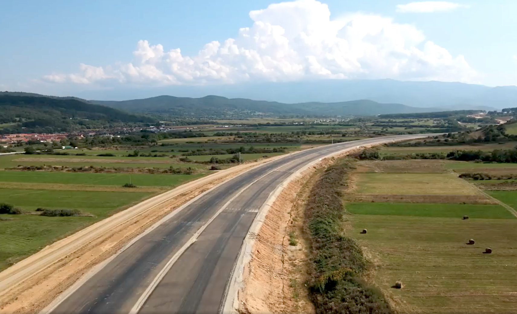 VIDEO Autostrada către Boița a depășit stadiul de 50%. ”În primăvară să finalizăm complet un sens”