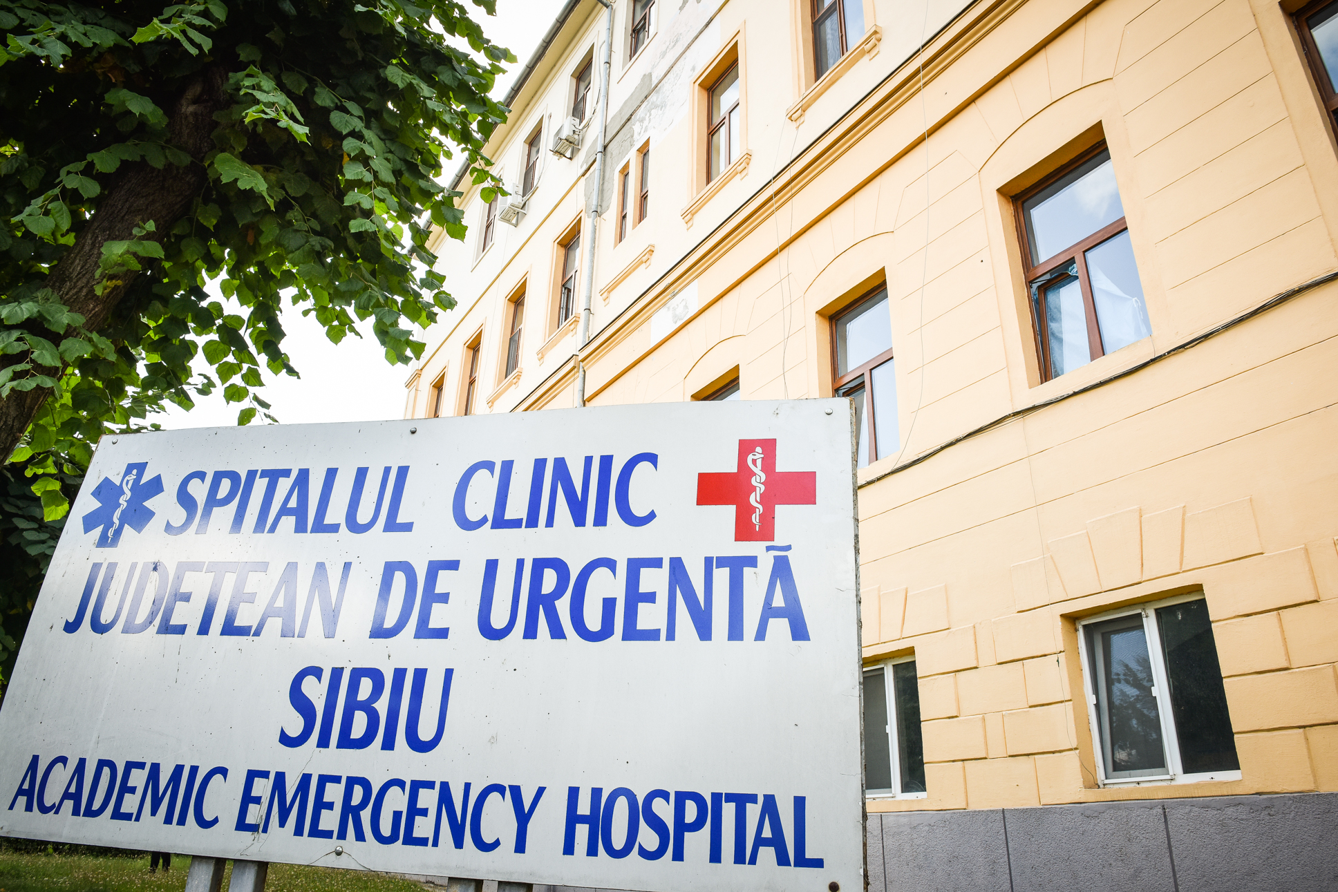Patru paturi libere la ATI în spitalele din Sibiu, 12 în țară