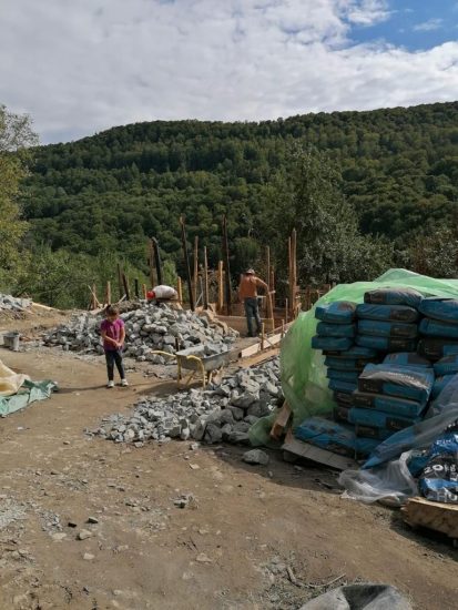 Filiala Județeană Sibiu a ACoR construiește o casă pentru două familii afectate de inundațiile din județul Alba