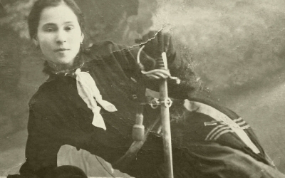 Prima bancnotă pe care apare chipul unei femei. Ecaterina Teodoroiu, eroină în Primul Război Mondial, ilustrată pe o bancnotă de 200 de lei