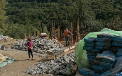 Filiala Județeană Sibiu a ACoR construiește o casă pentru două familii afectate de inundațiile din județul Alba