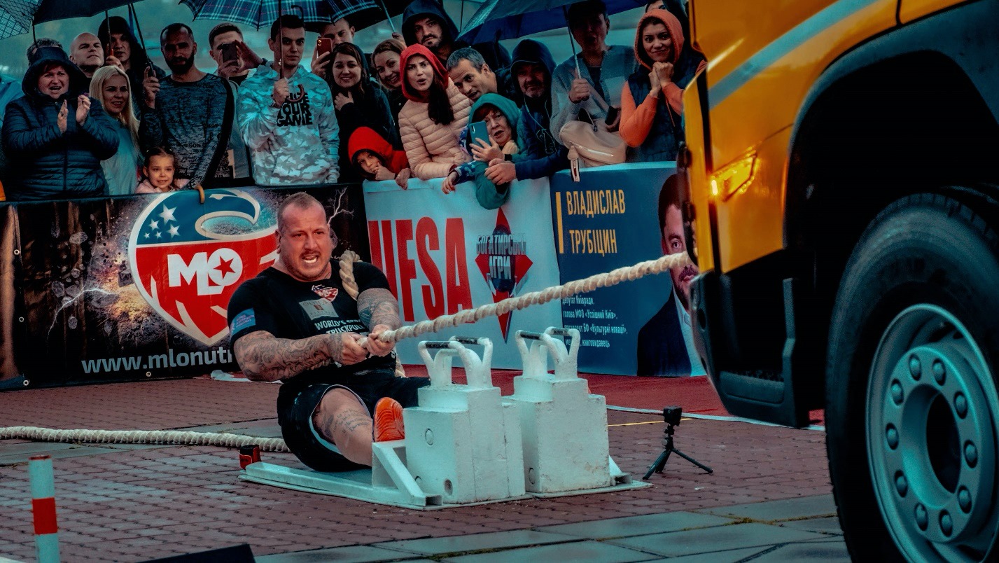 Strongman Champions League se desfășoară sâmbătă în Muzeul ASTRA