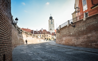 Incidența în municipiul Sibiu ajunge aproape de trei. Rata de infectare în fiecare localitate