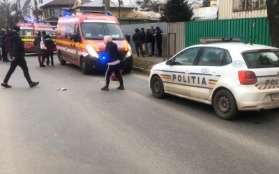 Două fetițe, accidentate de o mașină de Poliţie, în București. Una dintre ele a murit. Poliția:  Autospeciala rula cu semnalele luminoase în funcţiune