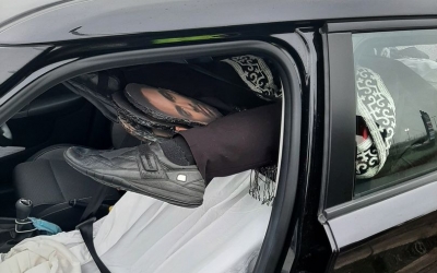 Marea Britanie: Un manechin văzut într-o maşină pe autostradă, confundat cu un cadavru