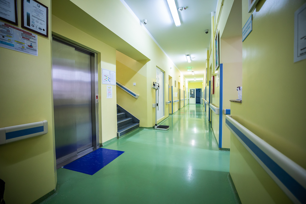 Pediatria din Sibiu a ajuns de la zero la 11 copii internați cu COVID-19 în șapte zile