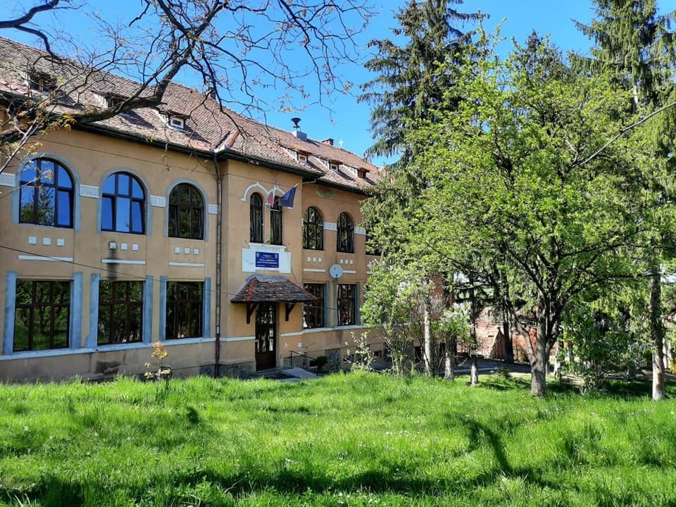 Concurs pentru ocuparea postului de secretar al școlilor din Rășinari