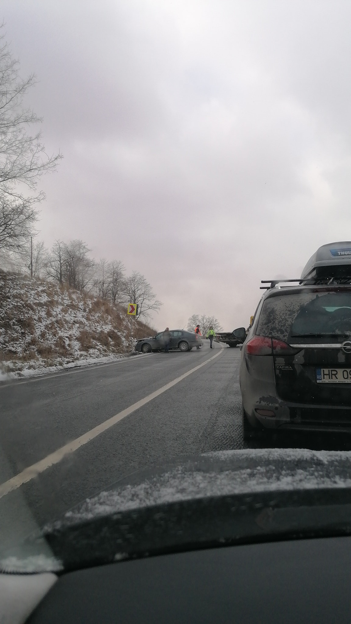 Actualizare Trafic reluat pe DN 14. Starea răniților din accidentul de sâmbătă dimineața