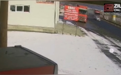VIDEO Accidentul grav de vineri, de la Boița, surprins de o cameră de supraveghere