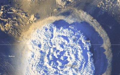 Erupţia vulcanică din Tonga, de sute de ori mai puternică decât cea a bombei atomice de la Hiroshima