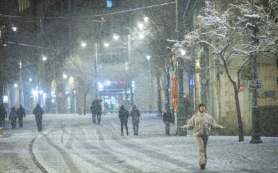 Fenomen rar: Zăpada a acoperit străzile din Ierusalim şi Cisiordania