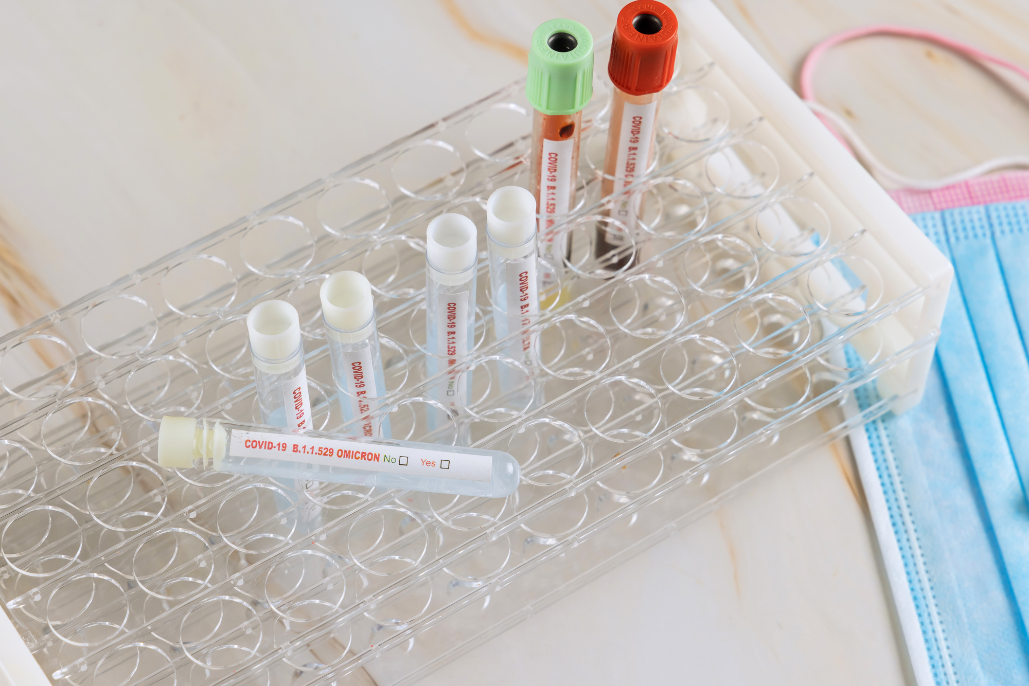 INSP: 92 de cazuri COVID cu varianta Omicron, până în 2 ianuarie