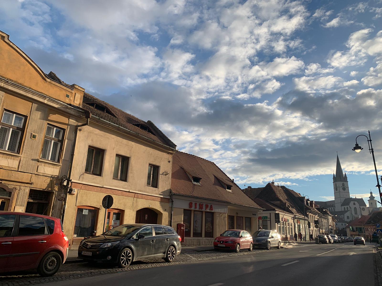 Peste 200 de cazuri active în municipiul Sibiu, iar incidența crește la 1,23 la mie. Situația în localitățile din județ