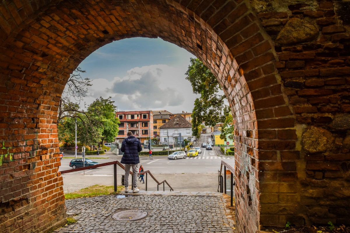 Scriitorul Vasile Ernu: Sibiu e genul de oraş-pension în care vrei să-ţi trăiești bătrânețea, dar şi perioada de construcție a unei familii