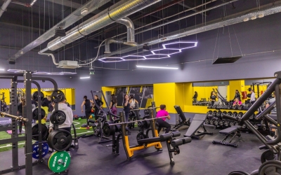 Infuzie de energie la Promenada Sibiu. S-a deschis noul centru de fitness și aerobic Stay Fit Gym