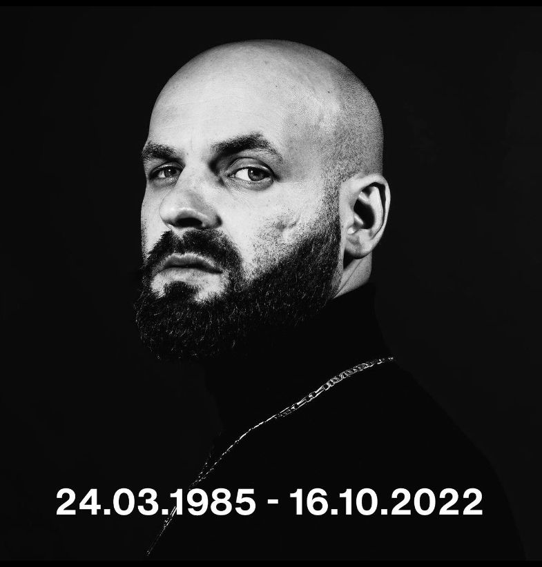 Trupa Șatra Benz despre moartea rapperului Nosfe: a suferit un infarct la scurt timp după concert. Nu s-a sinucis, nu a murit în somn