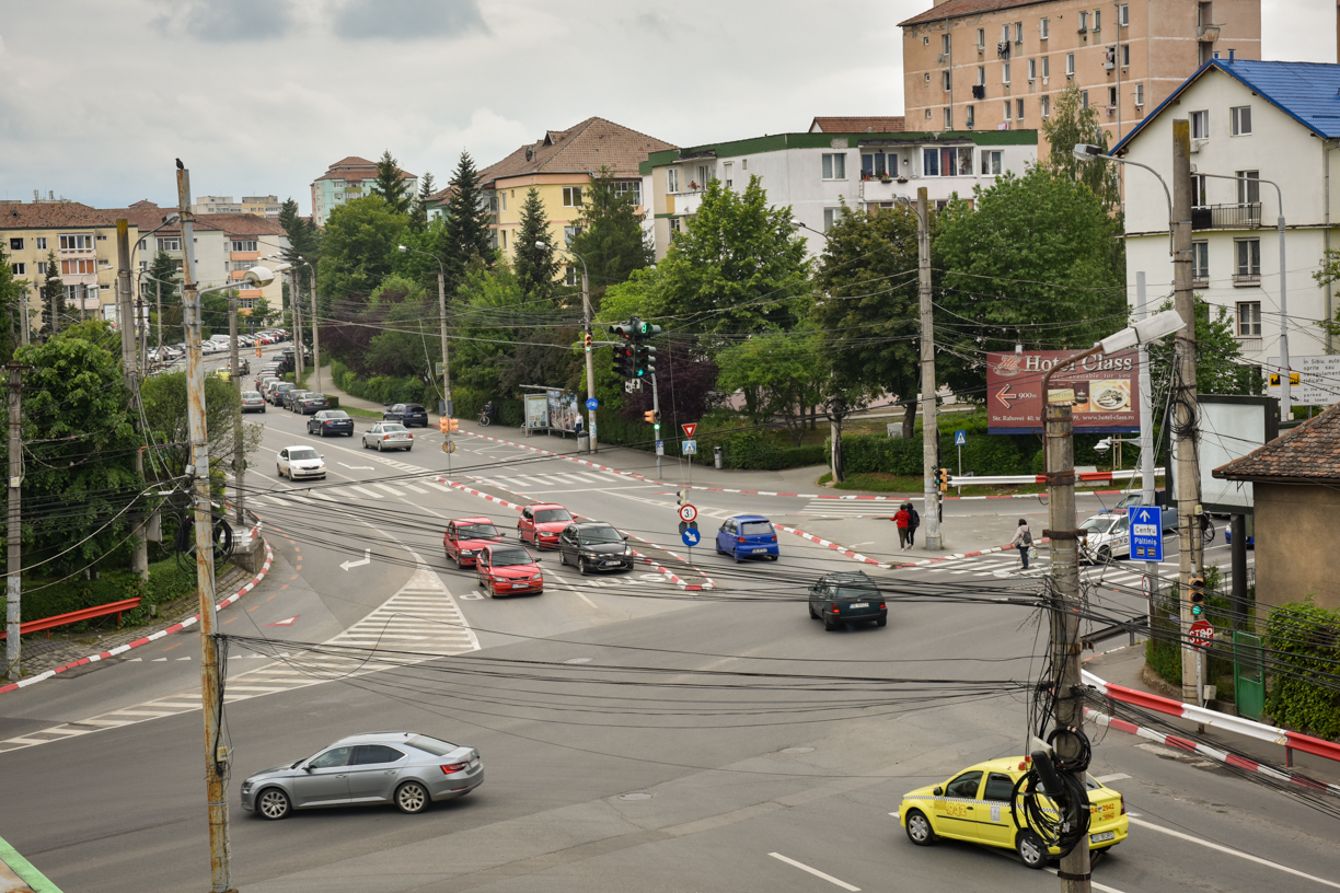 Semafoarele vor arăta mai repede culoarea verde pentru autobuze: Primăria va cumpăra un soft pentru 15 intersecții aglomerate