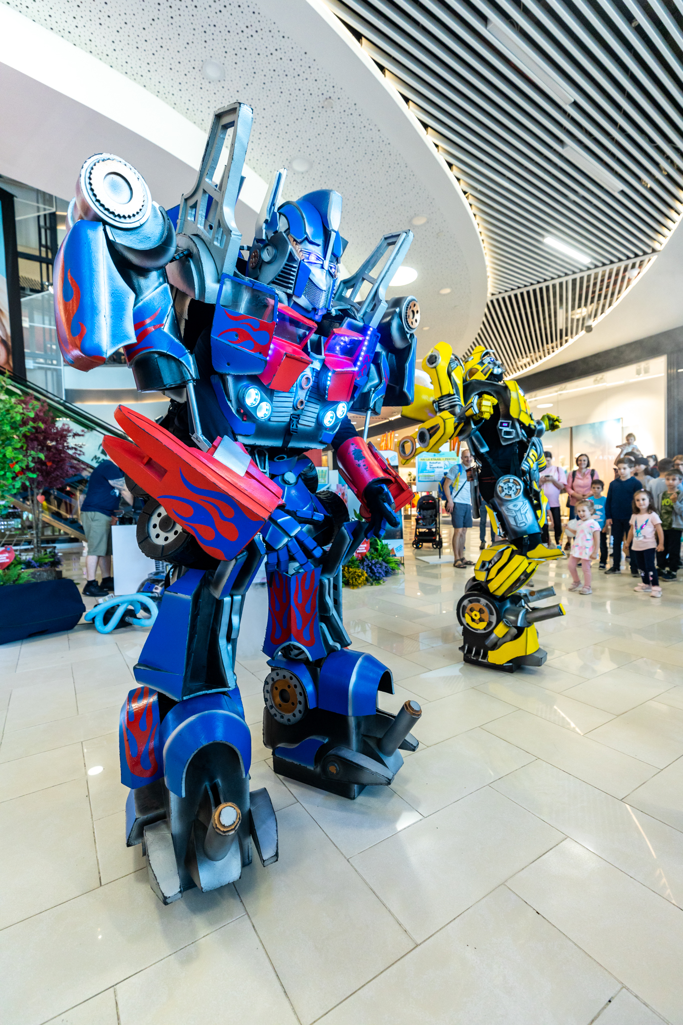Show cu roboții Transformers și petrecere de Halloween cu acces gratuit pentru copii, la Shopping City Sibiu