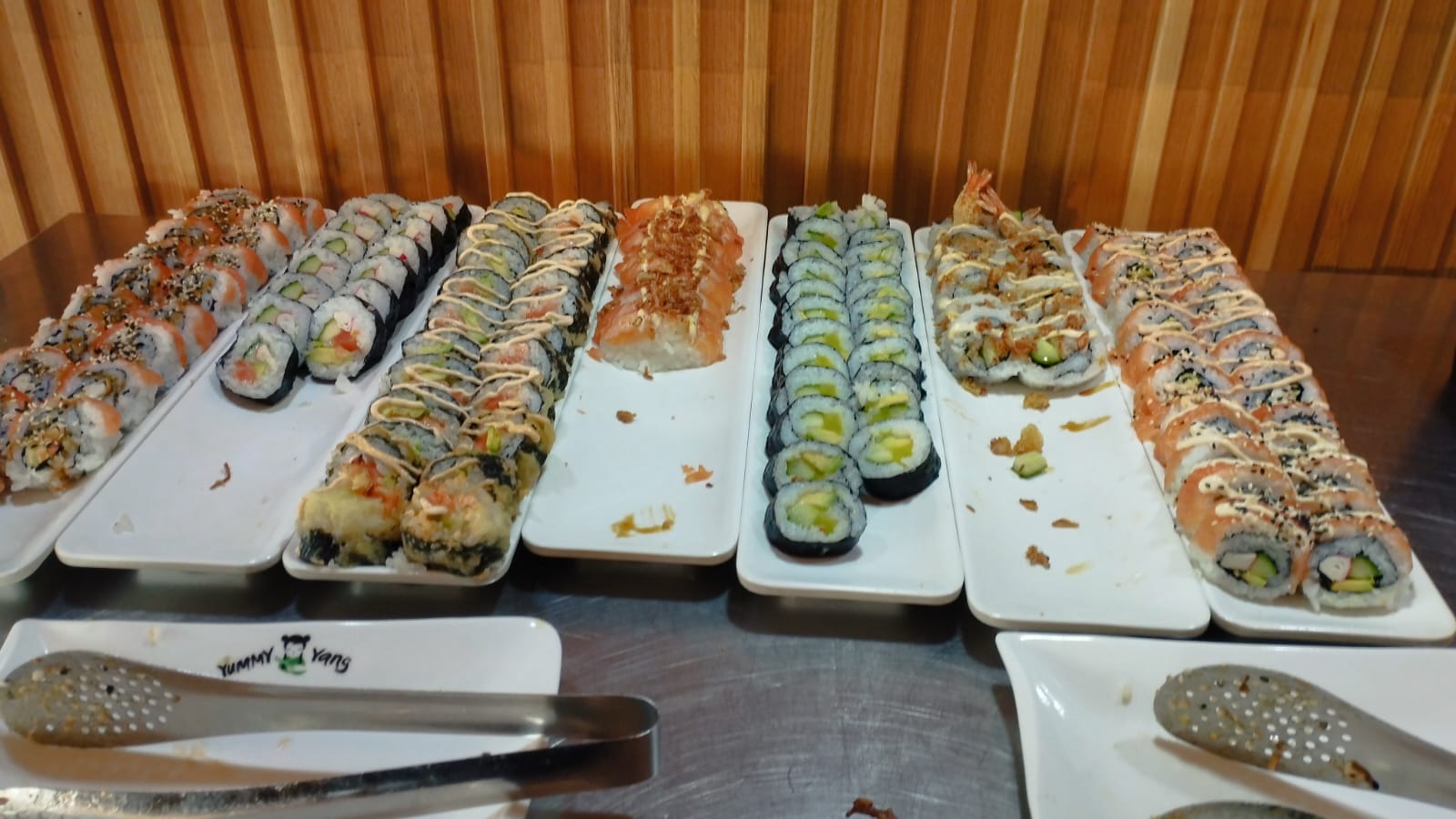 sushi yummy yang