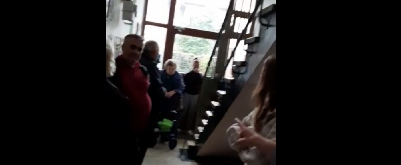 Medicii din Terezian care au intrat în conflict cu locatarii s-au înțeles cu DSP-ul să facă o intrare separată