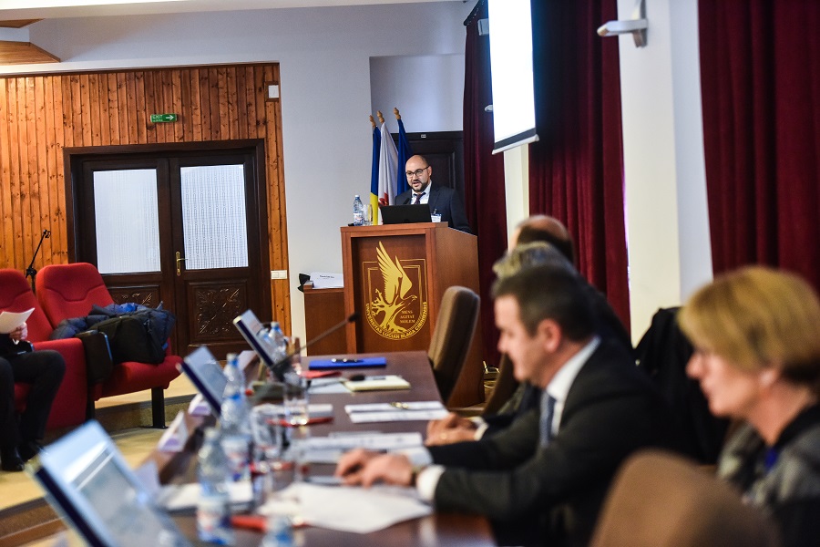 Discuții despre importanța securității Mării Negre, în Sibiu: Dorim reluarea efortului din 2018 în urma căruia s-a ajuns la triplarea prezenței navale americane în Marea Neagră