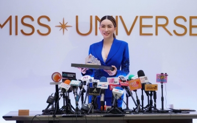 O milionară transgen a cumpărat concursul de frumuseţe Miss Univers
