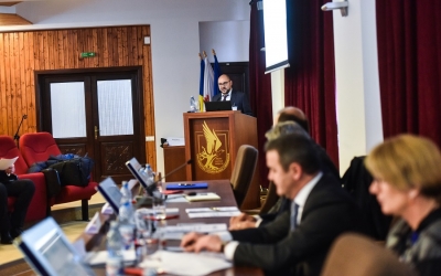Discuții despre importanța securității Mării Negre, în Sibiu: Dorim reluarea efortului din 2018 în urma căruia s-a ajuns la triplarea prezenței navale americane în Marea Neagră