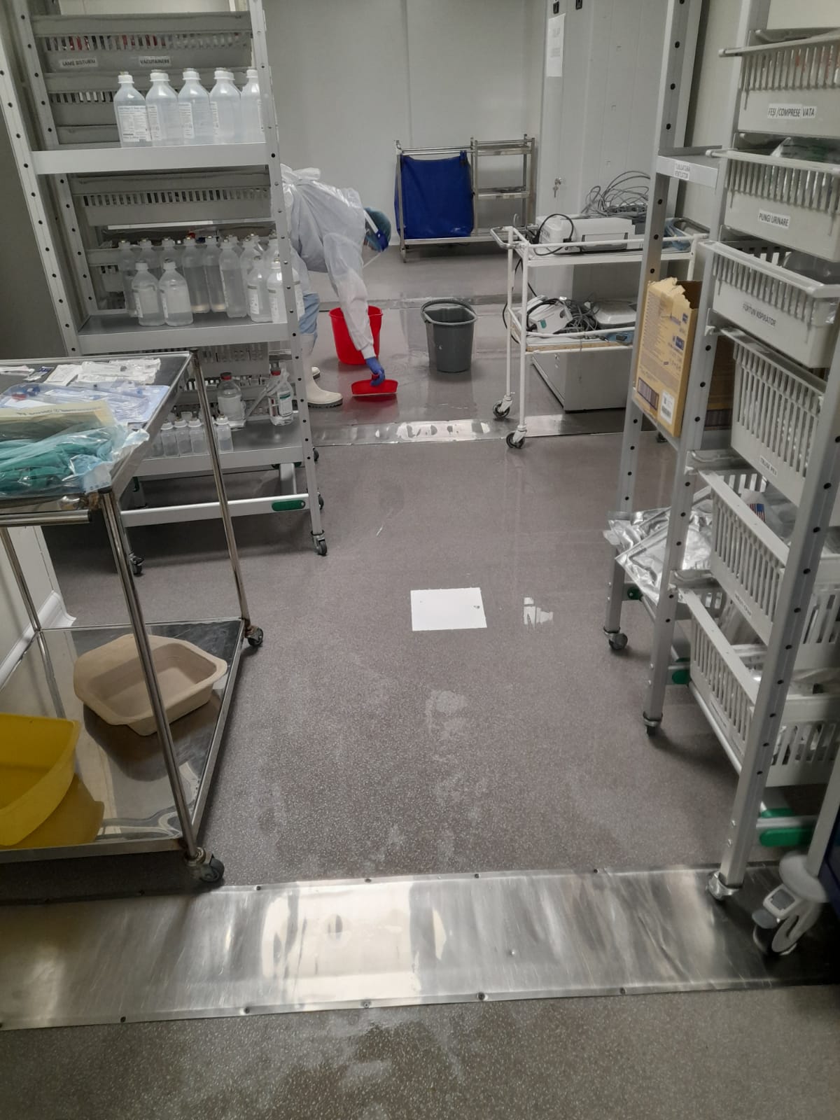 Inundații la ATI COVID Sibiu în urma ploii torențiale. Manager: „pacienții nu sunt afectați în vreun fel”
