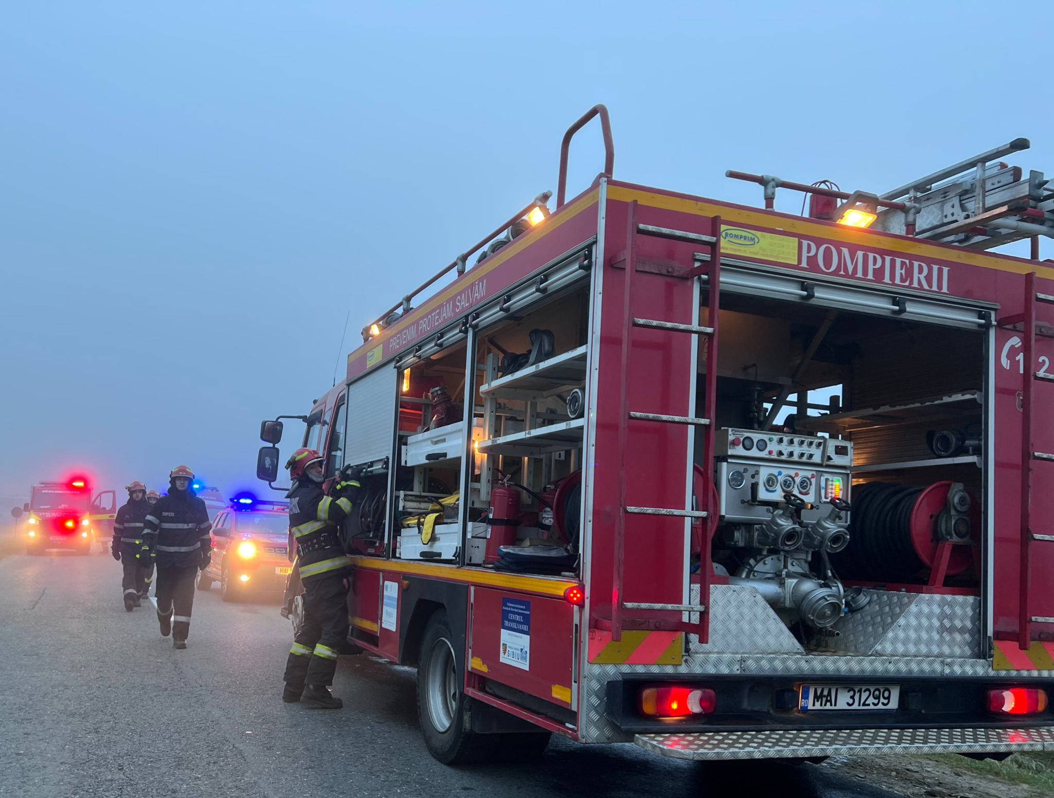 Un bărbat este în comă profundă în urma accidentului de luni dimineață. Alte șase persoane au ajuns la spital