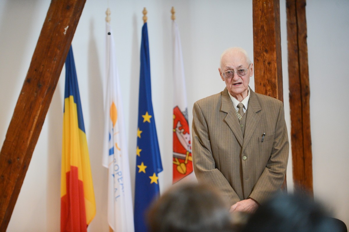 A murit Fred Nuss. Decorat de Iohannis și cetățean de onoare al Sibiului: „Eu sunt un om liniștit care stă deoparte, observă și își face treaba”