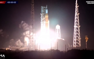 Noua mega-rachetă a NASA a decolat pentru prima dată spre Lună