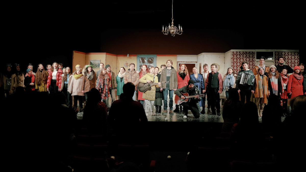 Spectacolul „Țesătorul de vise – Poveste de Crăciun”, într-o variantă nouă pe scena TNRS. Când sunt programate reprezentațiile
