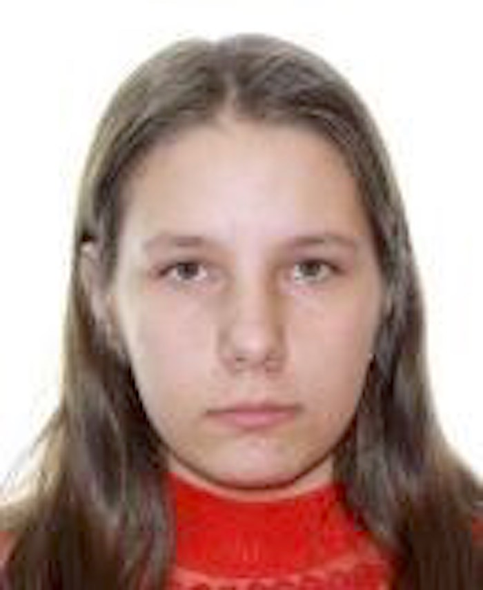 O fată de 17 ani este dată dispărută. A plecat de acasă de vineri dimineața