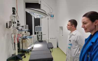 Fosta directoare: Spitalul CF Sibiu, reabilitat din fonduri publice, este în proces de retrocedare