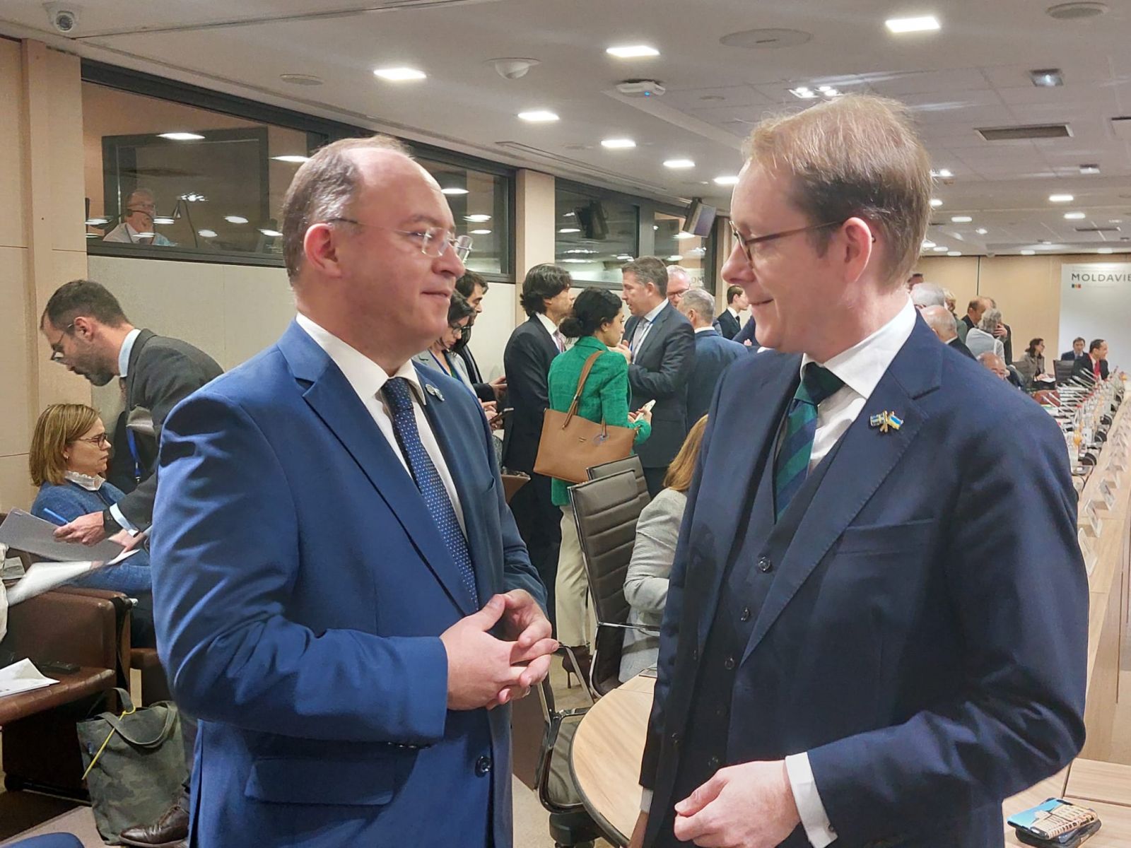 Ministrul Aurescu, discuţii la Paris cu preşedintele Franţei şi omologul suedez despre aderarea României la Schengen