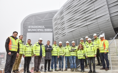 Oamenii care au construit noul stadion al Sibiului
