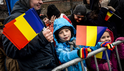 Restricții de circulație pentru desfășurarea evenimentelor de Ziua Națională a României. Artificii și retragerea cu torțe a militarilor