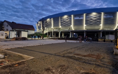 Ultimele pregătiri înainte de inaugurarea stadionului