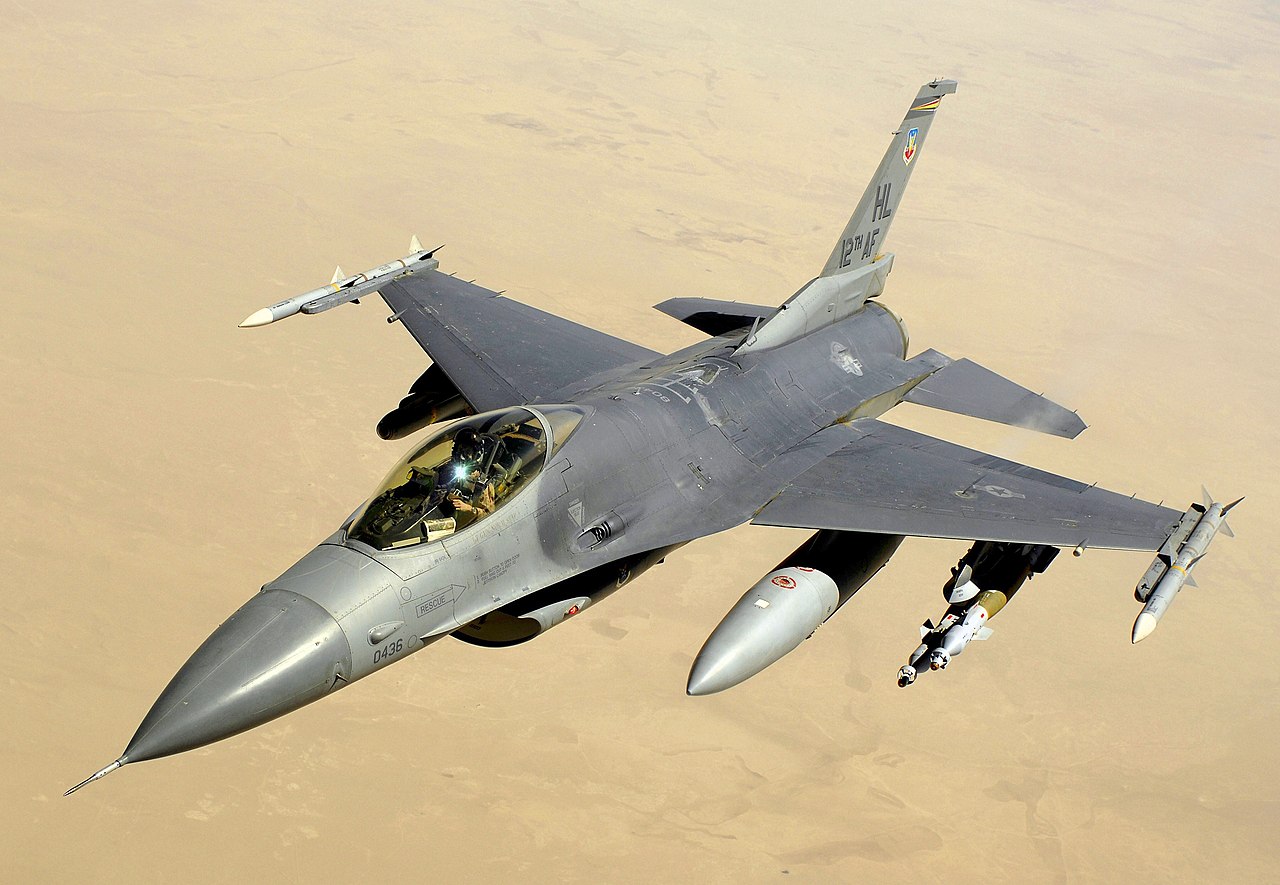 388 milioane de euro: Norvegia vinde României 32 de avioane de luptă americane F-16