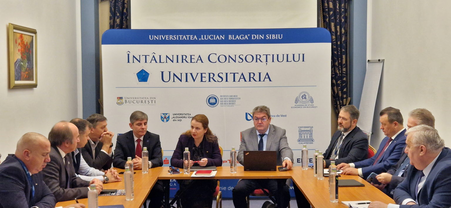 Viitorul universităților din România, decis la Sibiu în 12 puncte. Noul ministru al Educației, prezent la discuții