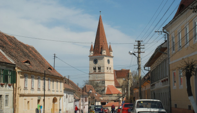 Primăria Cisnădie va împrumuta 5 milioane de lei pe 10 ani pentru modernizarea a două străzi