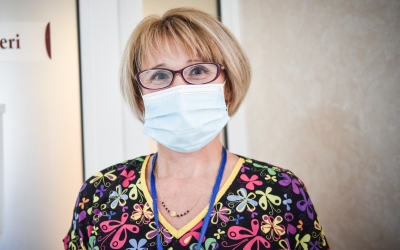 „Femeile ajung în sala de nașteri total nepregătite” - Maria Ban, una dintre cele mai vechi moașe de la Maternitatea din Sibiu
