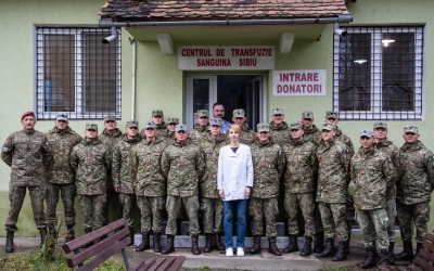 60 de studenți AFT au donat sânge pentru Centrul de Transfuzie din Sibiu: „Este important să fim alături de cei aflați în suferință”
