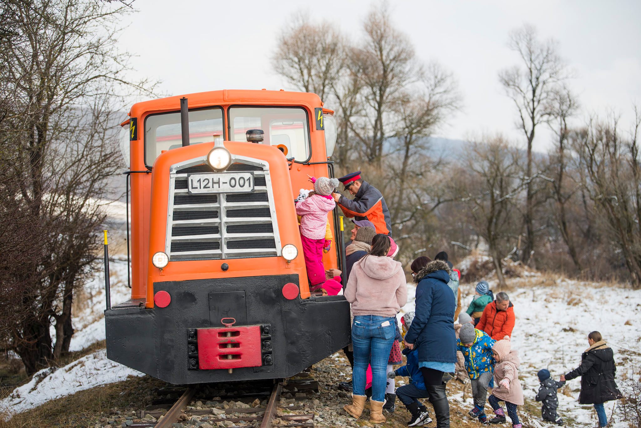 Mocănița reia cursele sâmbătă și îi duce pe sibieni la Târgul de Crăciun de la Hosman