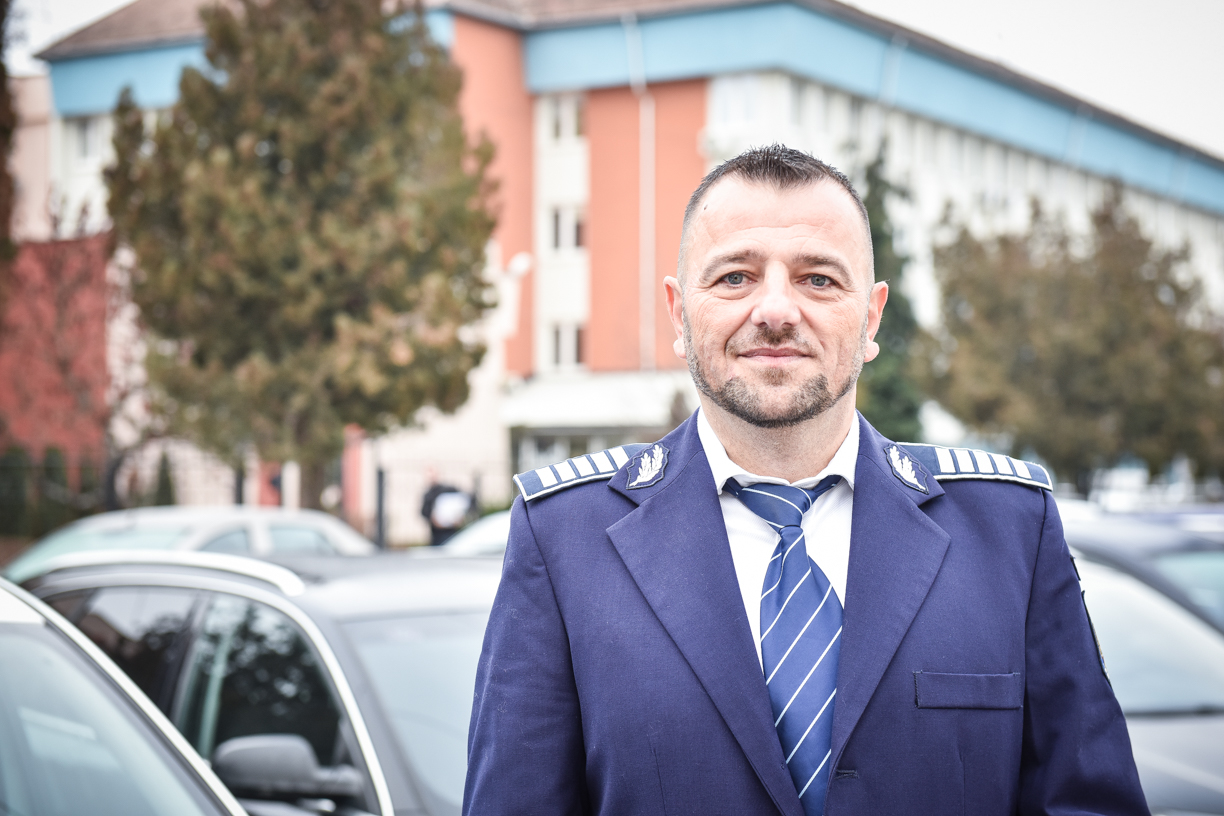Ce lasă în urmă un polițist când iese la pensie? Louis Marius Radu: „Mi-au dat lacrimile ascultând stația, mi-am dat seama că e pentru ultima dată”