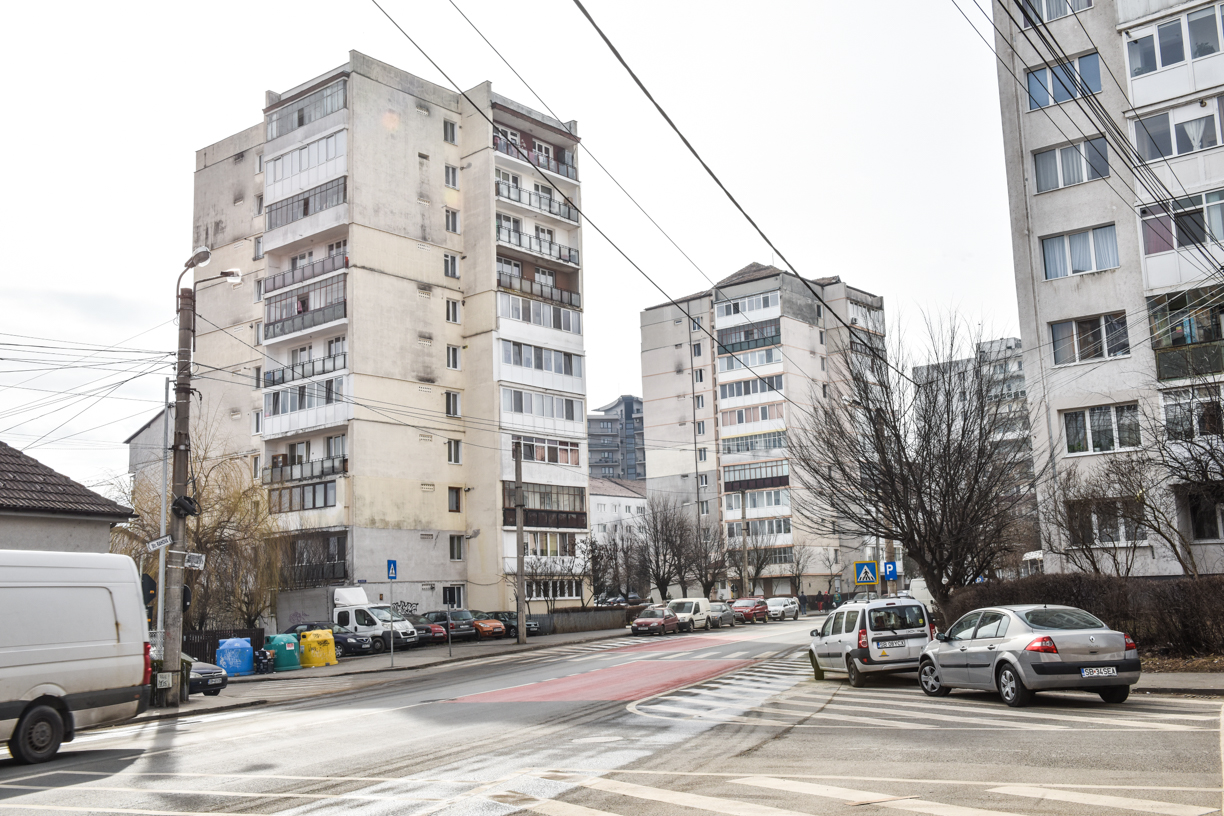 La intersecția Rahovei cu Oștirii va fi instalat un semafor inteligent