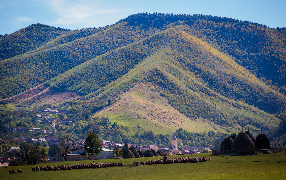 Răşinari, desemnat cel mai atractiv sat din România în competiţia mondială „Best Tourism Villages 2022”