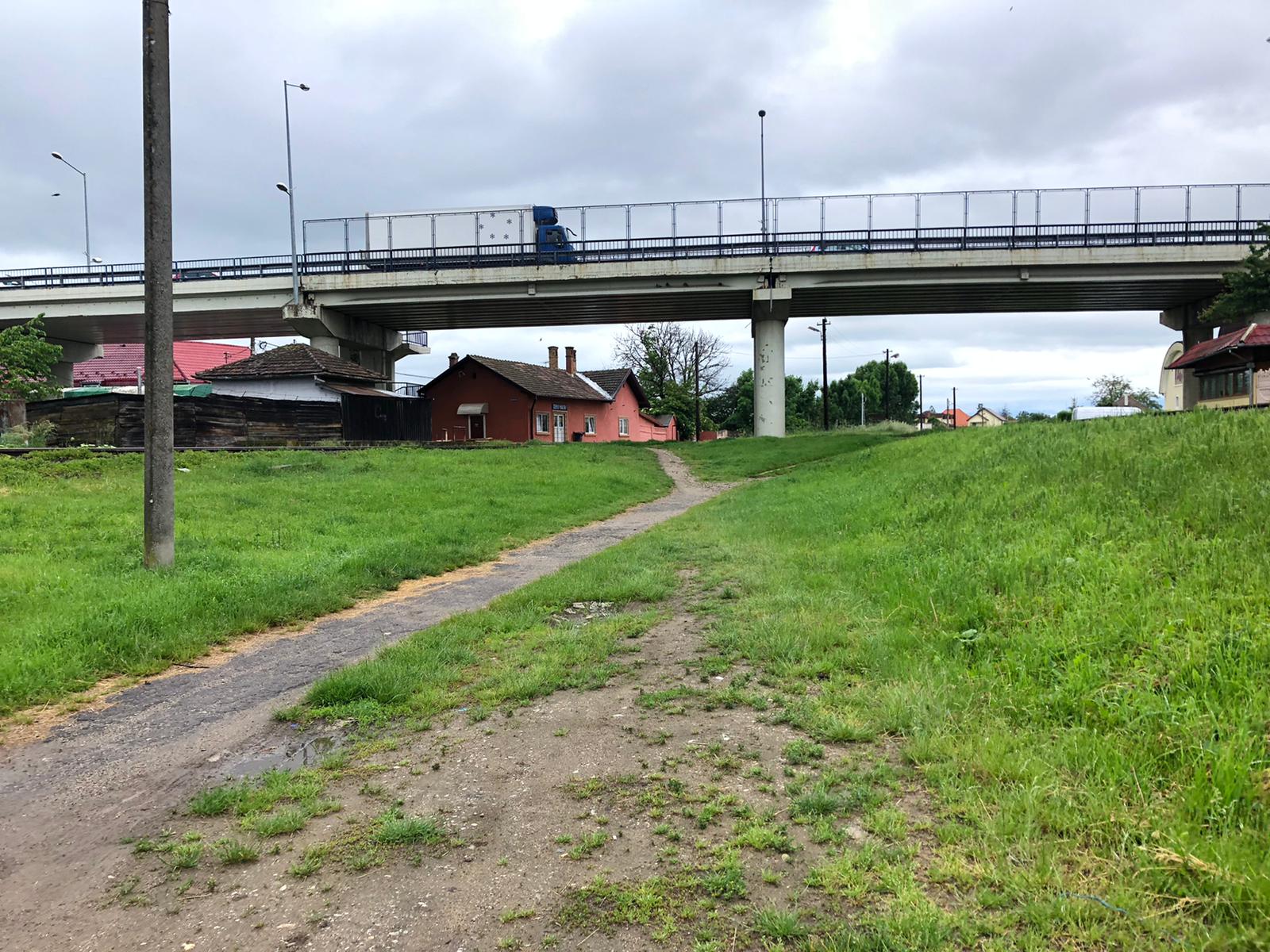 Primăria a contractat expertiza tehnică pentru podul de la ieșirea din Sibiu spre Mediaș. Ultima expertiză a scos la iveală defecte majore